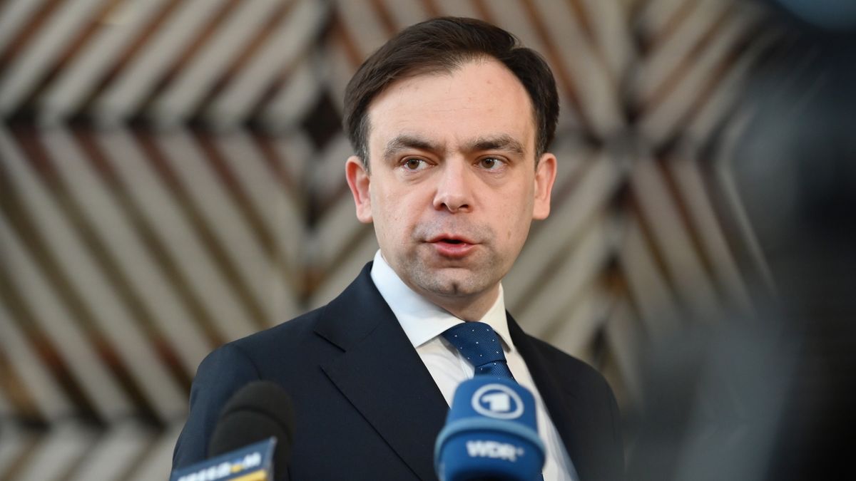 Domański zabiera głos ws. wsparcia dla Ukrainy. "Trump musiał zostać wprowadzony w błąd"