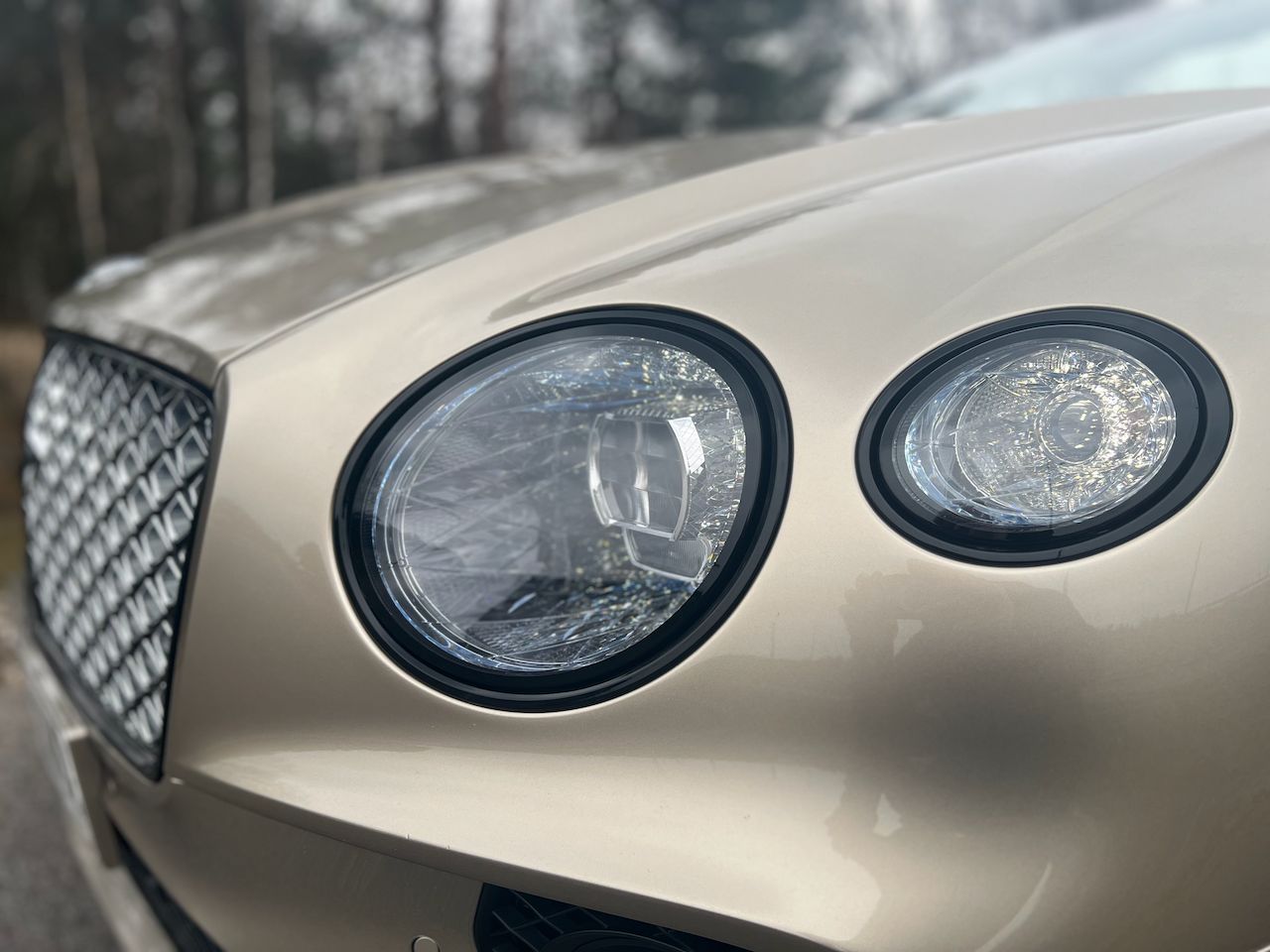Bentley GTC Mulliner W12