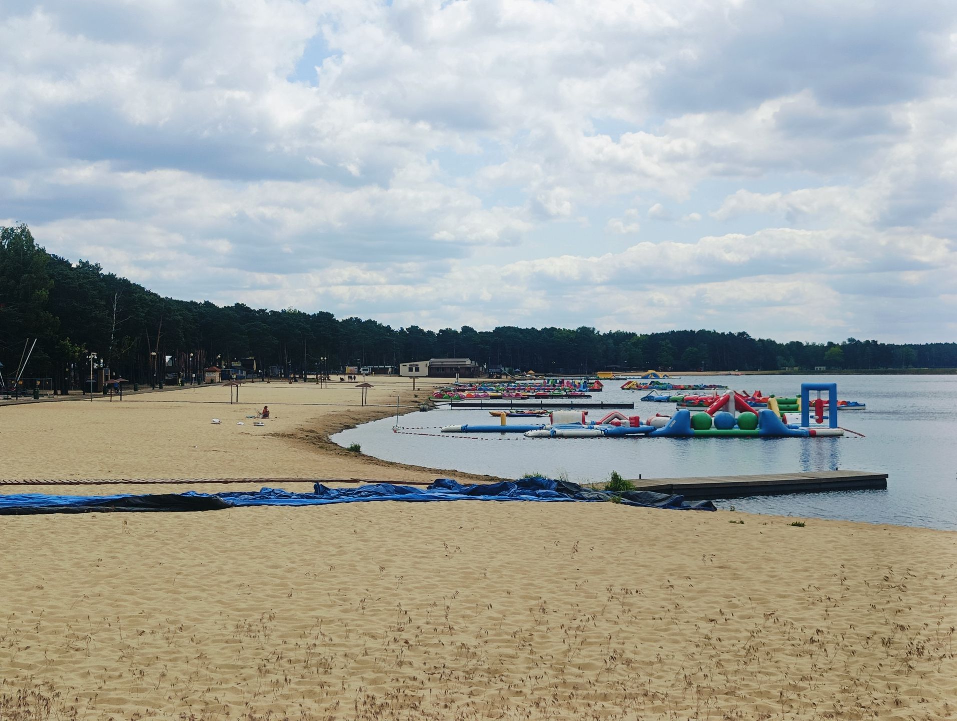 Tuż przed wakacjami na "Świętokrzyskiej Ibizie" pustki 