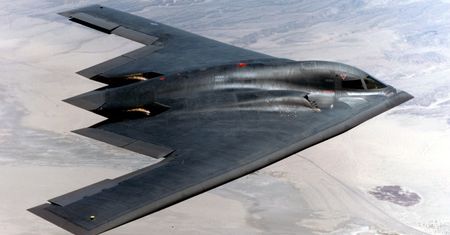 Chiny chcą widzieć to, co niewidzialne. Kręcą już bat na myśliwce typu stealth