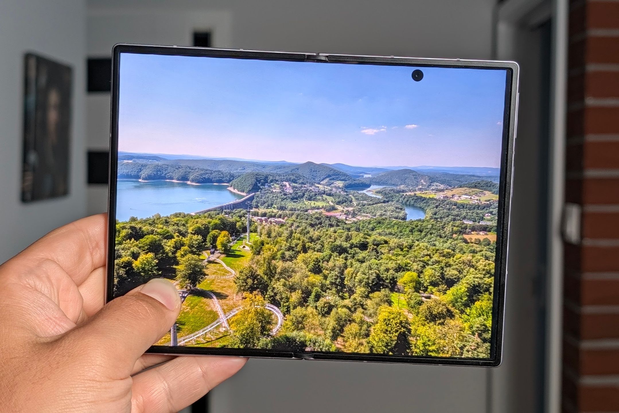 Samsung Galaxy Z Fold 8