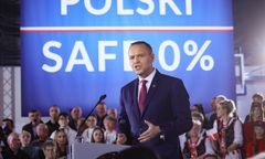 Nawrocki wetuje SAFE. Polacy w sondażu o tym, czego teraz oczekują
