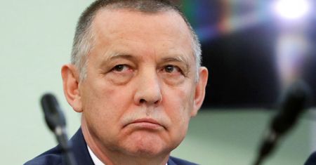Banaś przerywa milczenie. "Pancerny Marian" uderza w PiS