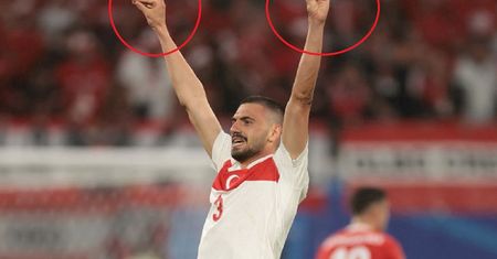 Pokazał ten gest po golu na Euro. Wywołał burzę w Niemczech