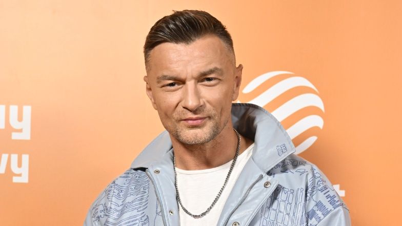 Liber pozuje na ściance z NOWĄ PARTNERKĄ (?)