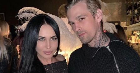 Wieloletnia partnerka Aarona Cartera żegna go i ujawnia: "WIEDZIAŁAM, że będę musiała to napisać... WYGRAŁ NAŁÓG"