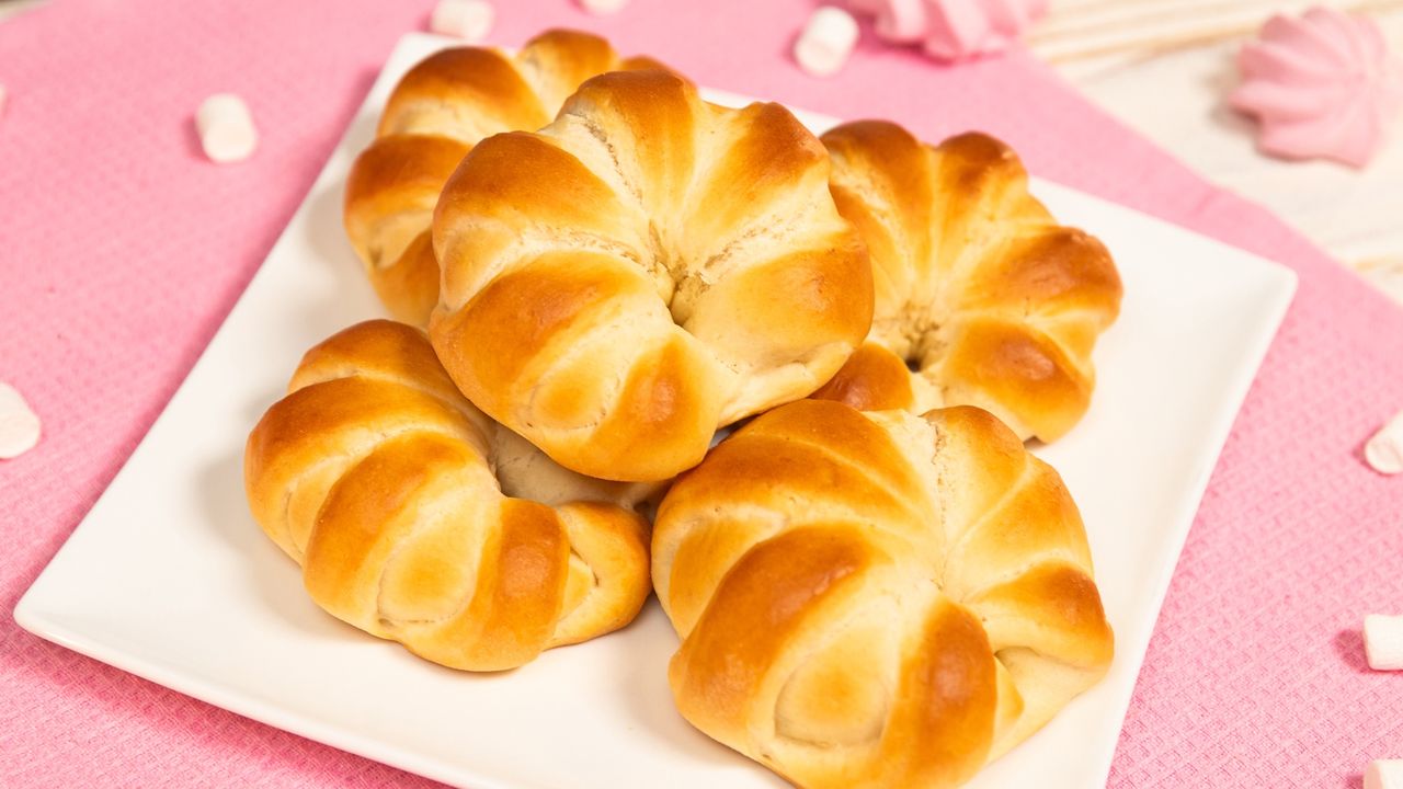 Duftende Quarkbrötchen: Kindheitserinnerungen aus dem Ofen