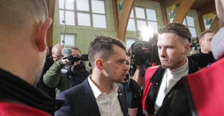 "Szokujące informacje". Kołodziejczak ma listę i się nie zawaha