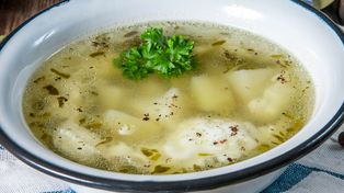 Babcie gotowały taką zupę na okrągło. Działa rewelacyjnie na jelita