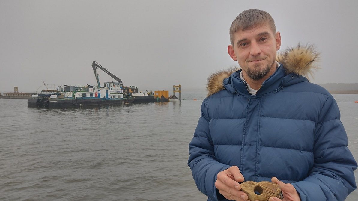 Poszedł na plażę po bursztyny. Znalazł narzędzie z czasów nadbałtyckich reniferów