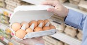 Widzisz na jajkach? Nie jedz i lepiej od razu je wyrzuć