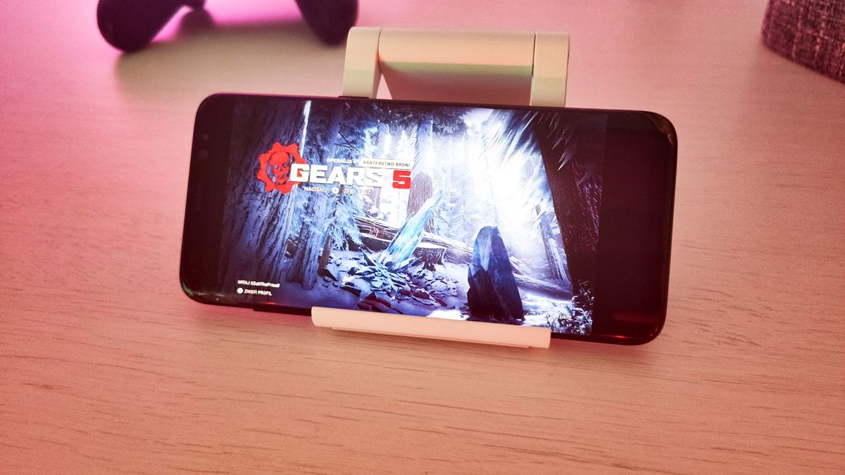 Gears 5 na smartfonie przez xCloud, fot. Jakub Krawczyński