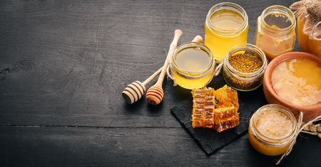 Propolis dla dzieci. Właściwości, działanie i dawkowanie