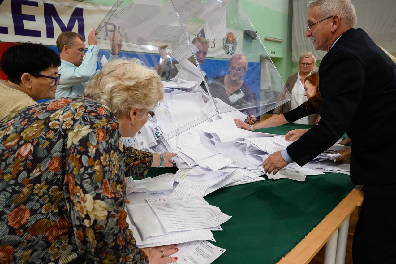 Ile głosów przeliczono? PKW aktualizuje dane