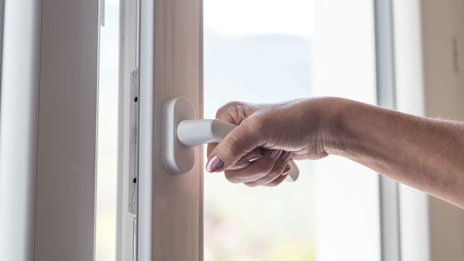 Female hand holding window handle
window, handle, hand, open, ventilation, air, room, fresh, close, windows, plastic, white, ventilate, indoor, safety, glazing, security, pvc, house, frame, glass, inside, opening, home, interior, system, indoors