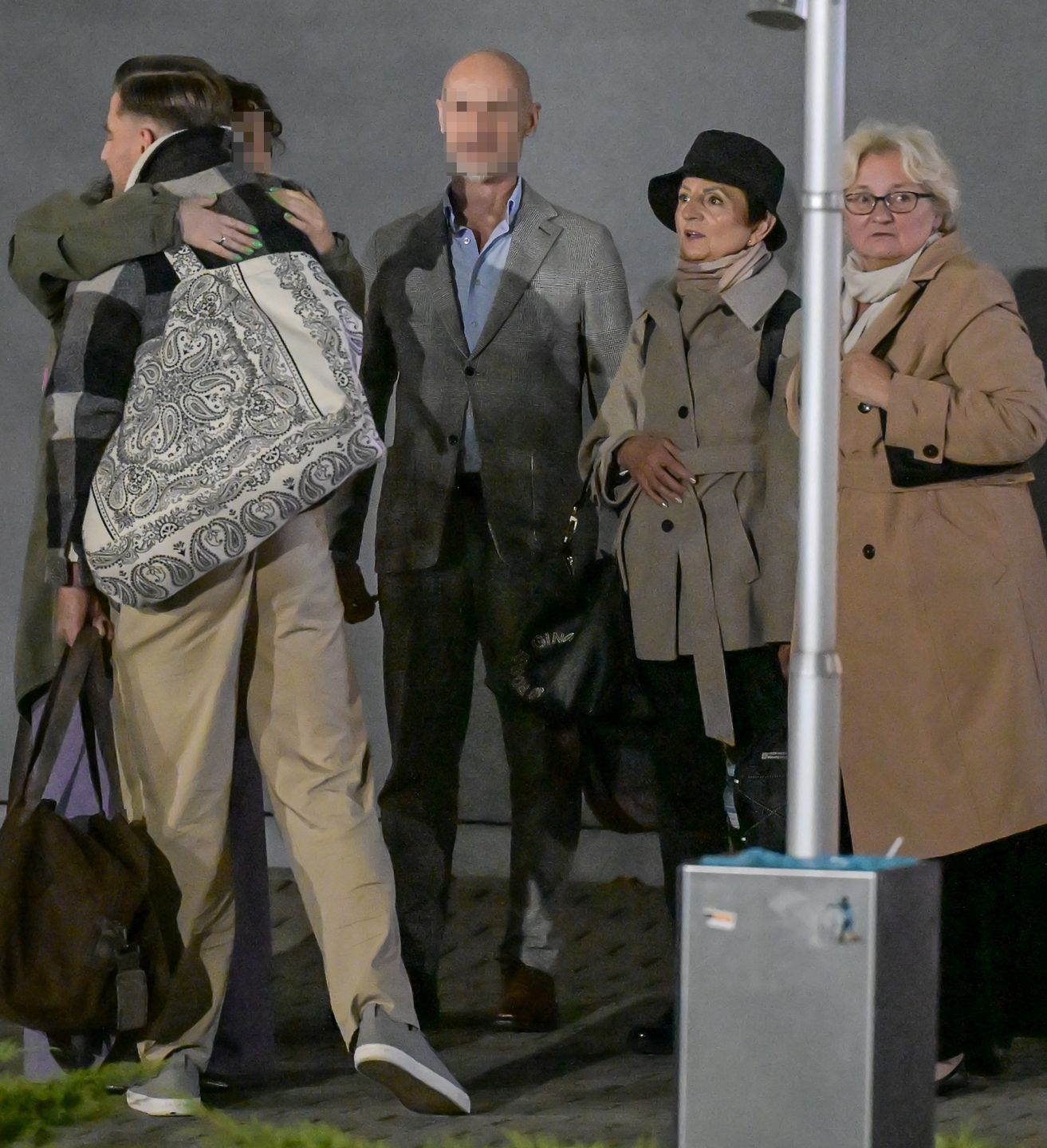 Kaczorowska i Rogacewicz z mamami przed studiem "TzG"