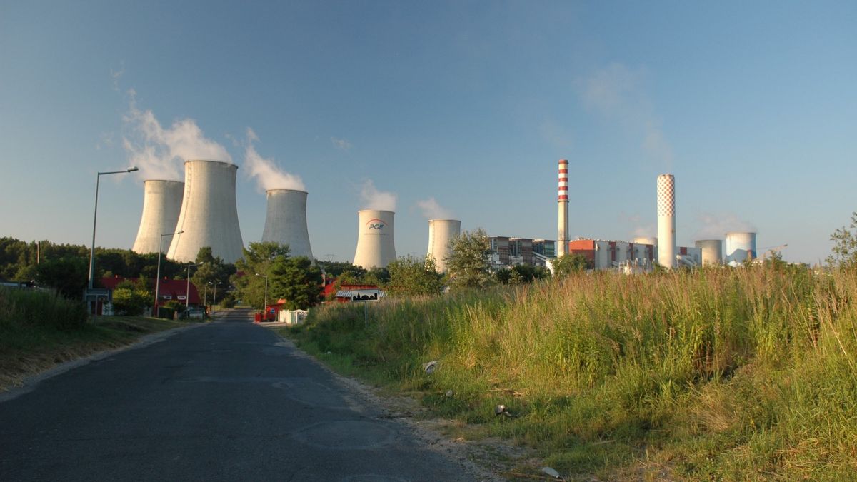 Węgiel z kopalni Turów zasila elektrownię o tej samej nazwie 