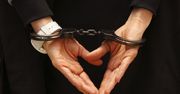 Miłośnik whisky i kosmetyków w rękach ostrowieckich policjantów