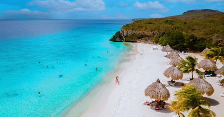 Ta wyspa wygląda jak kolorowa pocztówka. Curaçao to Karaiby w mniej oczywistym wydaniu