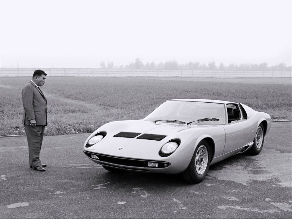 Ferruccio Lamborghini i Miura P400