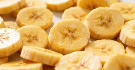 Oto, co się stanie, jak będziesz codziennie jeść banana. Naukowcy odkryli coś ważnego
