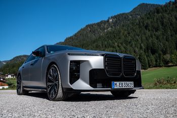 BMW stawia na standardowe części. Tak działają Chińczycy