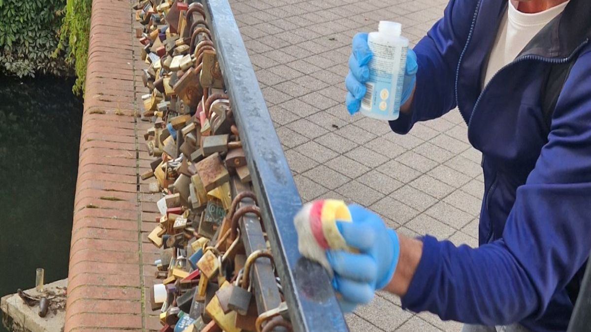 Napis został usunięty