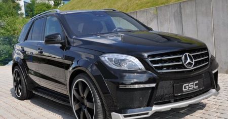 Poszerzony Mercedes-Benz ML od German Special Customs