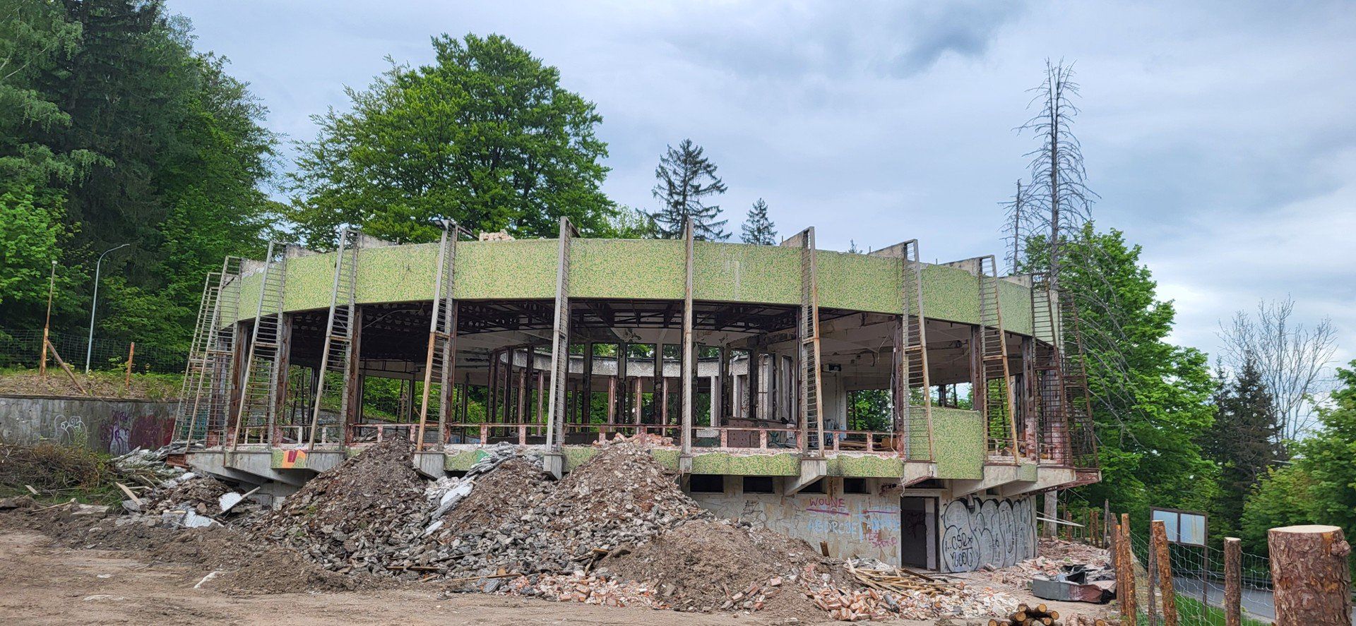 Rotunda w PRL robiła furorę wśród wczasowiczów. Tu chodziło się na dansingi i na obiady. Okrąglak doczekał się remontu