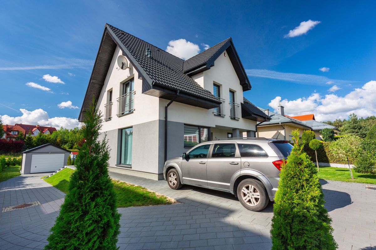 Niemcy coraz częściej kupują domy w Polsce