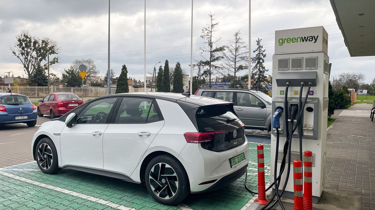 Program dopłat do elektryków w konsultacjach z KE