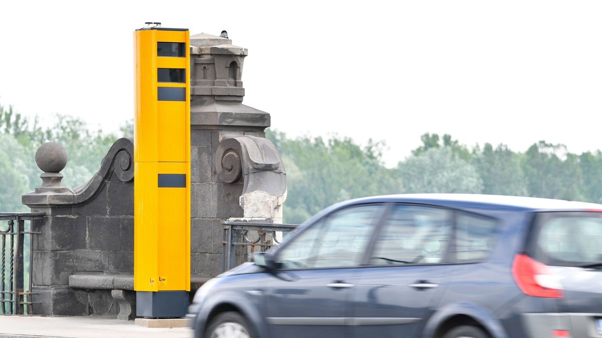  Fotoradar w Warszawie na Moście Poniatowskiego 