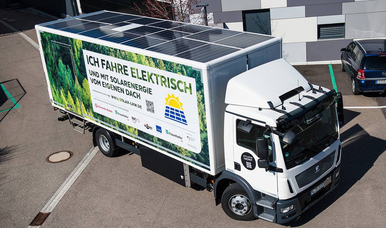 Solarne ciężarówki? Jedna już jeździ po niemieckich drogach 1
