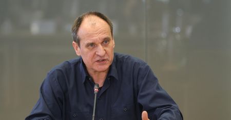 Sąd uchyla decyzje ws. koncesji prawicowych telewizji. Kukiz oburzony