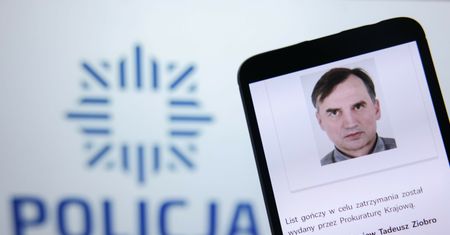 Nudnawy spektakl z nieistotnym już politykiem w roli głównej [OPINIA]