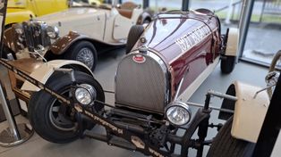 Lublin. Letnia wycieczka do muzeum motoryzacji Jaro Retro Auto Classic Garage. Tu czas się zatrzymał, ale silniki wciąż działają!