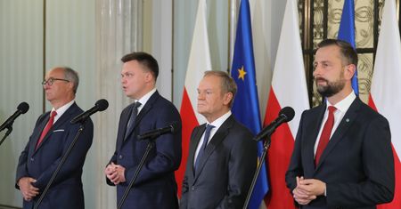 Umowa koalicyjna. "Piłka po stronie liderów"