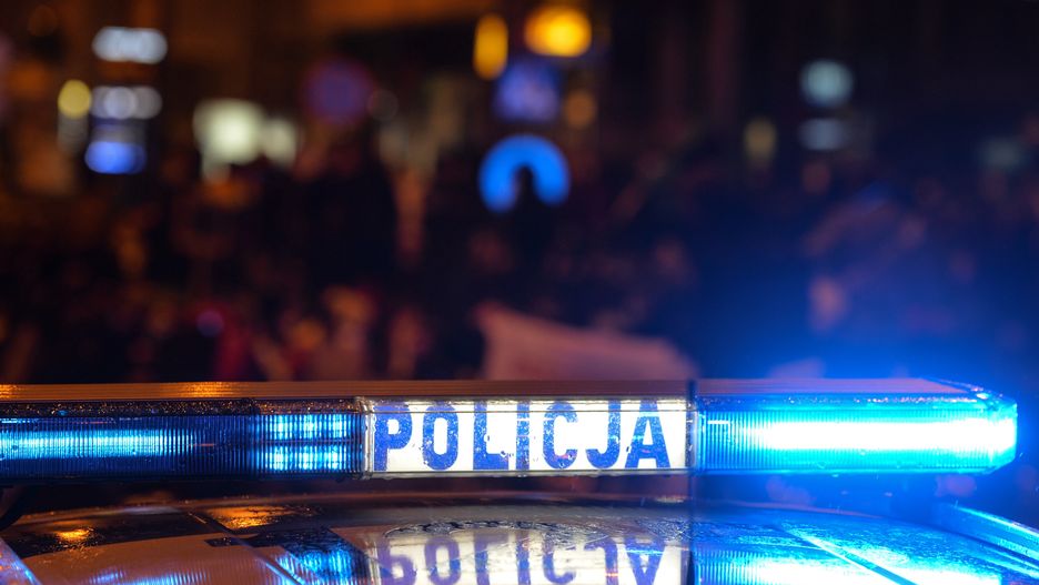 Warszawa. Policja zatrzymała mężczyzn podejrzanych o rozbój z użyciem noża