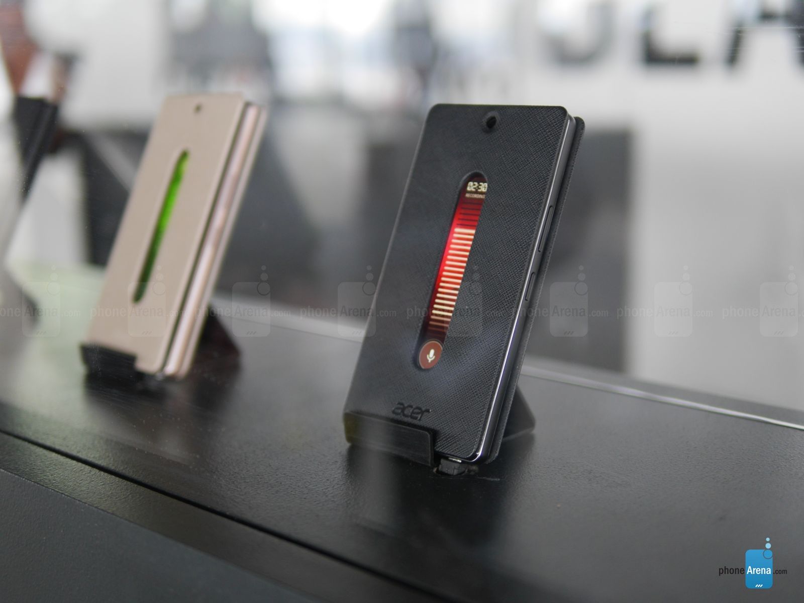 Liquid X2 z pojemną baterią  i opaski Leap Fit, Active i Curve - oto nowości Acera 7