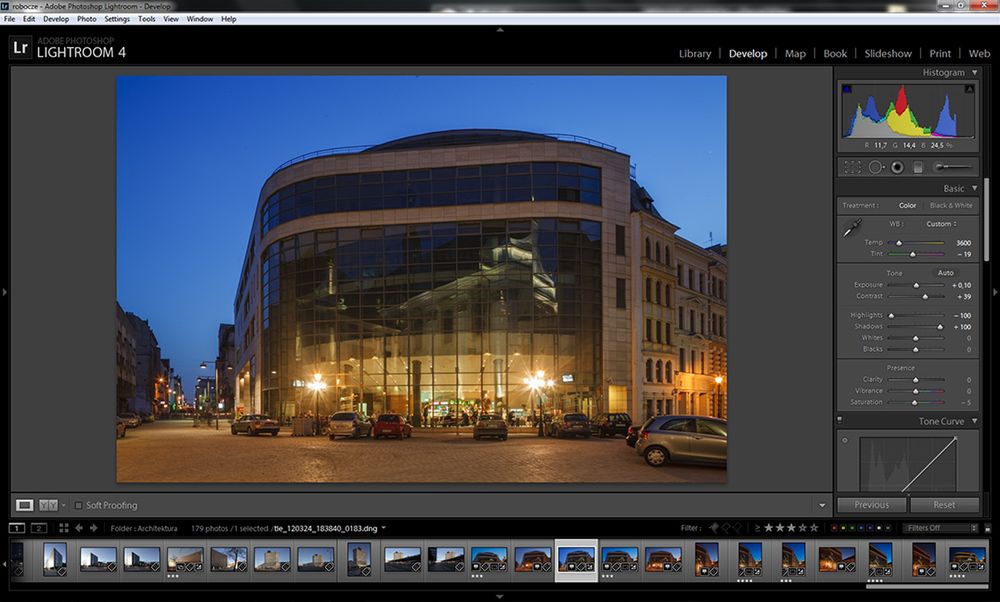 Lightroom 4: ustawienie Highlights -100 i Shadows +100 daje w rezultacie efekt HDR