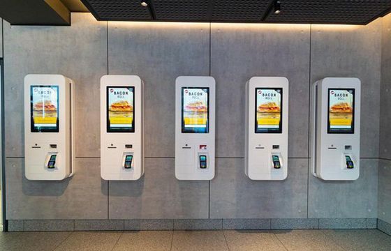 McDonald’s w Londynie testuje nowy format lokalu z jedzeniem tylko na wynos