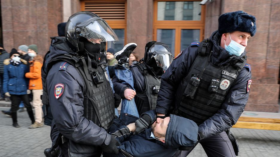 Anti-war Protests Take Place In Moscow
MOSCOW, RUSSIA - MARCH 6: Russian Police officers detain a man during an unsanctioned protest rally against the military invasion in Ukraine on March 6, 2022 in Moscow, Russia. Russia invaded neighboring Ukraine on 24th February 2022, its actions have met with worldwide condemnation with rallies, protests and peace marches taking place in cities across the globe. (Photo by Vladimir Pesnya/Epsilon/Getty Images)
Epsilon