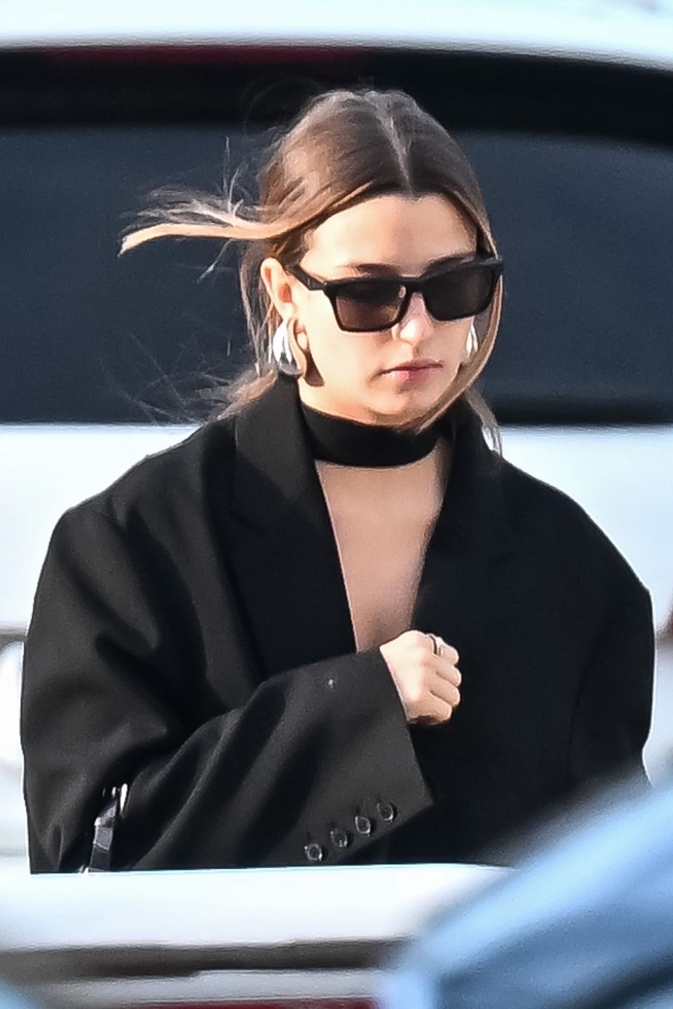 Julia Wieniawa z torebką Diora