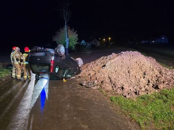 Słowieńko: 90-letni kierowca przekroczył prędkość. Dachował