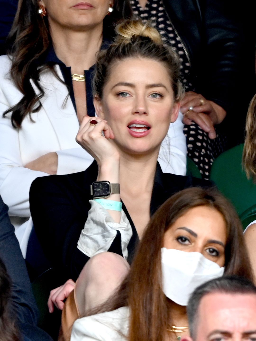 Koleżanka Amber Heard zostaje WYRZUCONA z sali sądowej, a Johnny Depp pokazuje dowody na przemoc