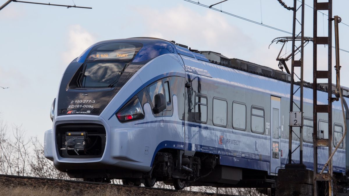 Dart miał być polską odpowiedzią na Pendolino. Skończyło się tym, że projekt trafił na półkę