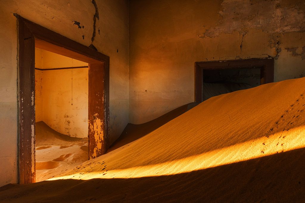 Miasto poszukiwaczy diamentów opanowane przez pustynię - niezwykły cykl zdjęć 5