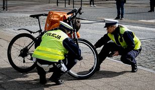 Pędzą 60 km/h po chodnikach. Policja przestała się patyczkować