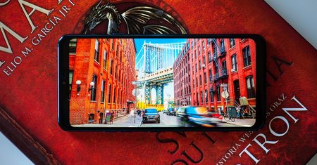 LG G7 ThinQ do gier, filmów i muzyki. Czy daje radę?