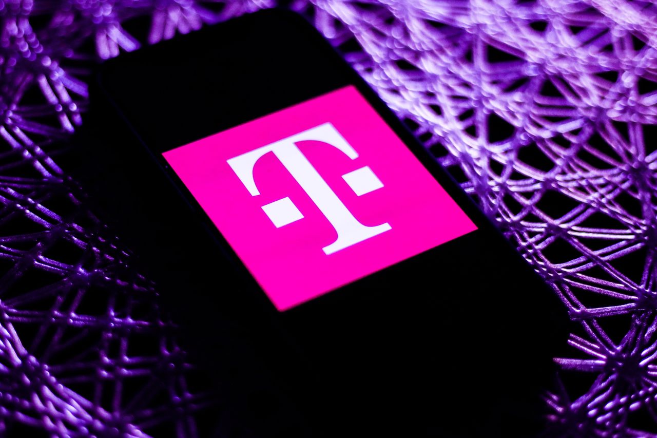 T-Mobile zwiększa zasięg światłowodu